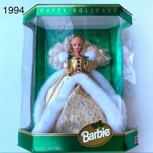 Unopened 1994 Holiday Barbie 💚
